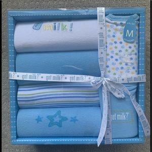 Brand new Infant 6 piece set size 3-6 months